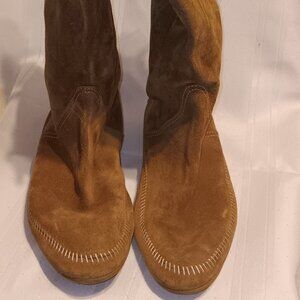 Jimmy Choo Brown Suede Fringed Gold Logo Moccasin Boots EU 37.5 Mid Calf Boho 7M